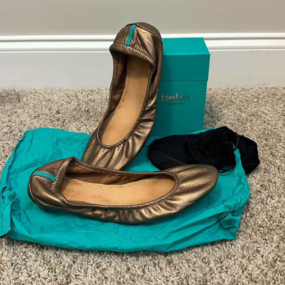 Tieks Ballet Flat in metallic bronze